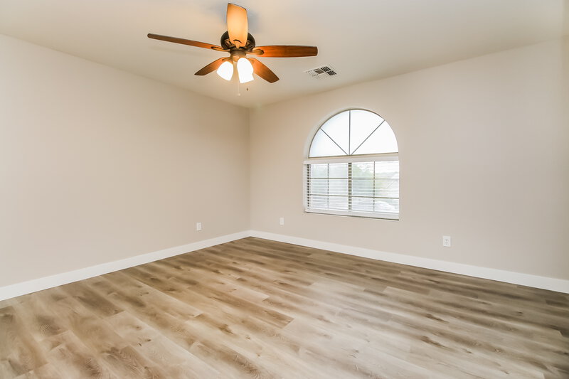 2,015/Mo, 23541 N Desert Dr Florence, AZ 85132 Main Bedroom View