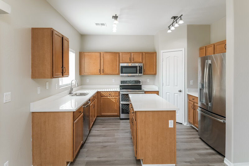 2,100/Mo, 10915 E Verbina Ln Florence, AZ 85132 Kitchen View