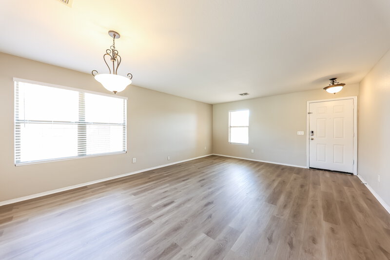 2,220/Mo, 3012 W Running Deer Trl Phoenix, AZ 85083 Living Room View