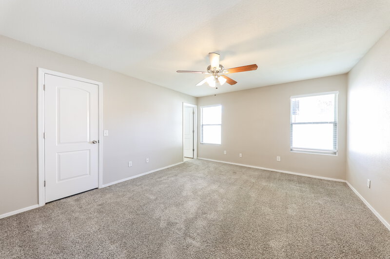 2,220/Mo, 3012 W Running Deer Trl Phoenix, AZ 85083 Main Bedroom View