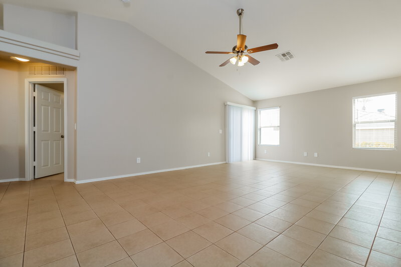 2,005/Mo, 14715 N 124th Ave El Mirage, AZ 85335 Living Room View