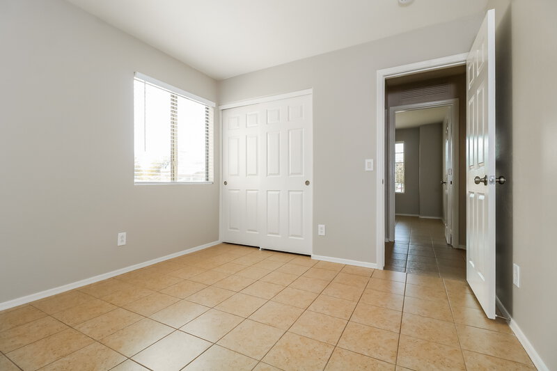 2,005/Mo, 14715 N 124th Ave El Mirage, AZ 85335 Bedroom View 2