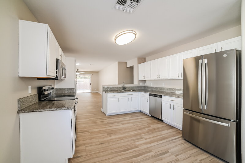 2,270/Mo, 11547 E Camino St Mesa, AZ 85207 Kitchen View 2