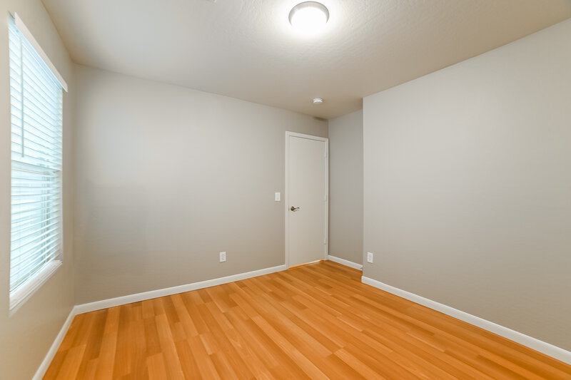 2,320/Mo, 3207 E Kerry Ln Phoenix, AZ 85050 Bedroom View