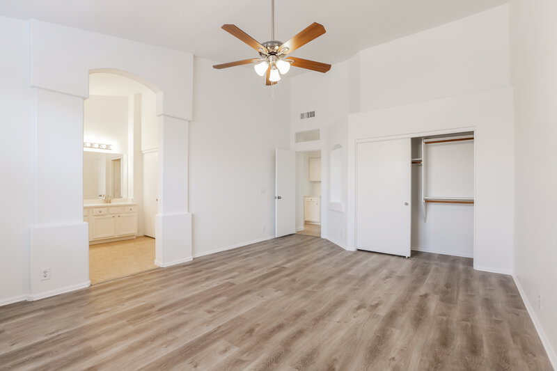 2,510/Mo, 1127 W Folley St Chandler, AZ 85224 Main Bedroom View 2