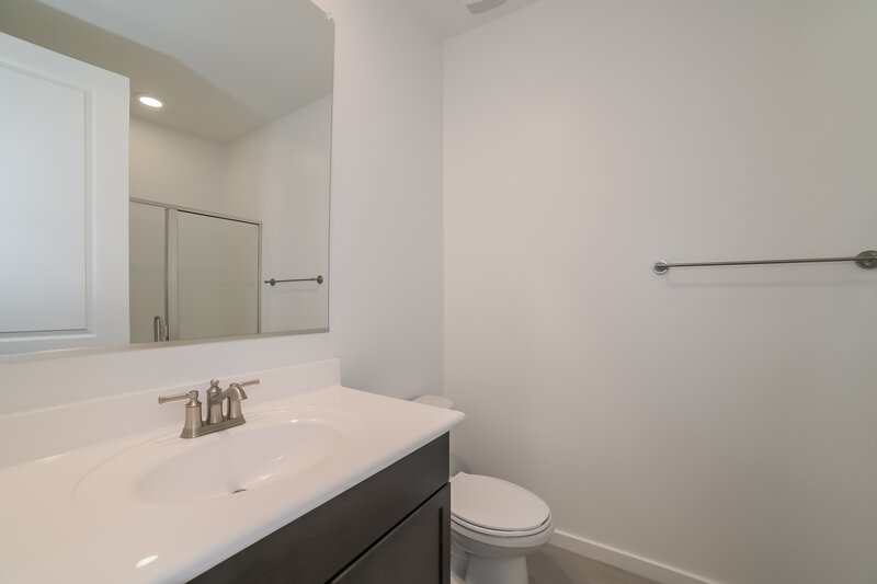 2,440/Mo, 11050 W Marguerite Ave Tolleson, AZ 85353 Bathroom View