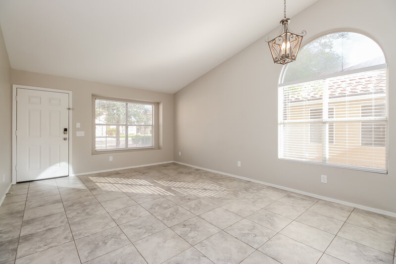 2,370/Mo, 1469 E Tremaine Ave Gilbert, AZ 85234 Dining Room View