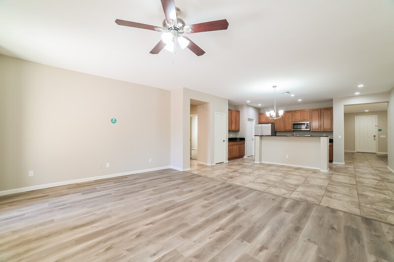 2,600/Mo, 16015 W Christy Dr Surprise, AZ 85379 Living Room View
