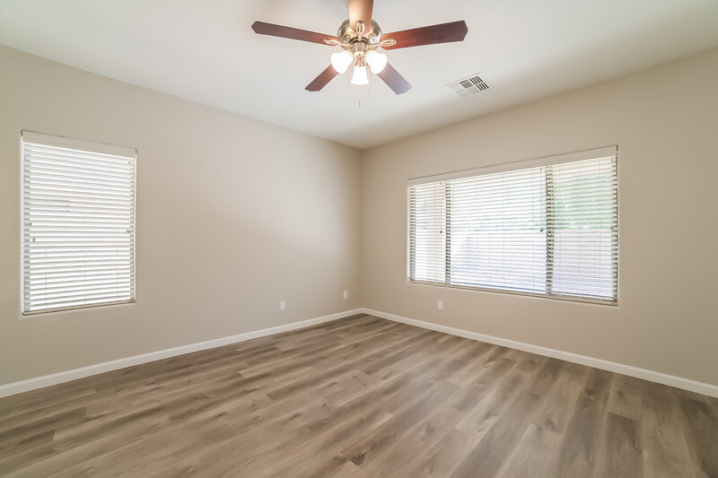 2,600/Mo, 16015 W Christy Dr Surprise, AZ 85379 Main Bedroom View