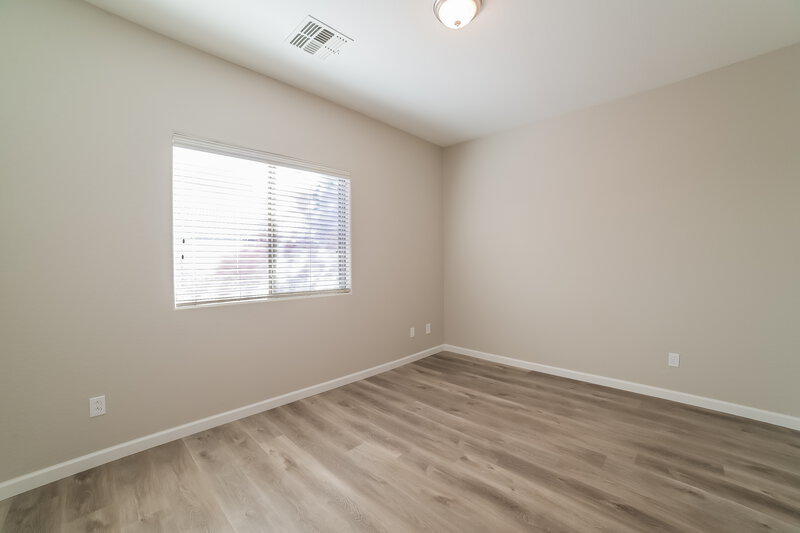 2,600/Mo, 16015 W Christy Dr Surprise, AZ 85379 Bedroom View 2