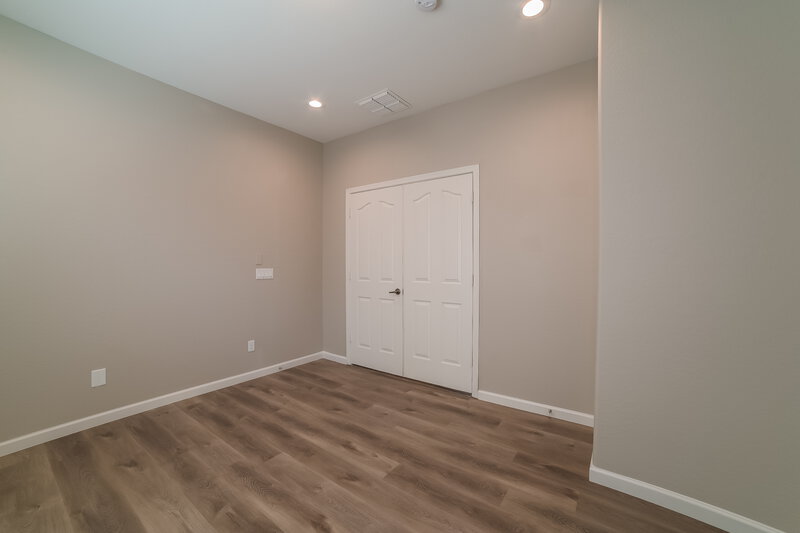 2,600/Mo, 16015 W Christy Dr Surprise, AZ 85379 Bedroom View 4