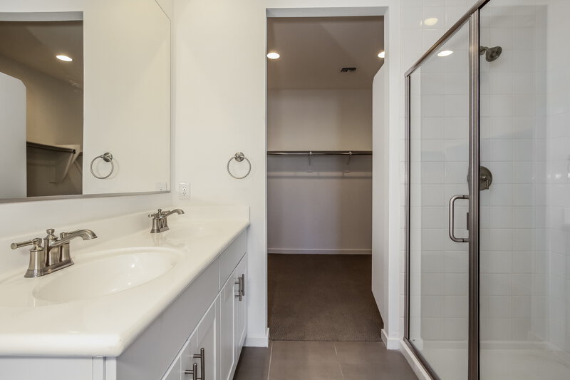 2,385/Mo, 5630 W Notch Hill Rd Laveen, AZ 85339 Main Bathroom View