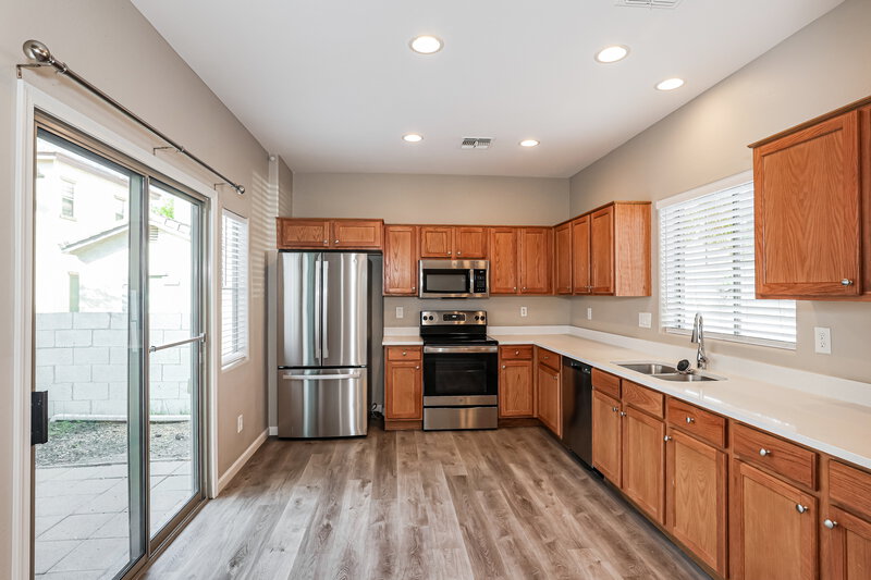 1,800/Mo, 10239 W Via del Sol Peoria, AZ 85383 Dining Room View