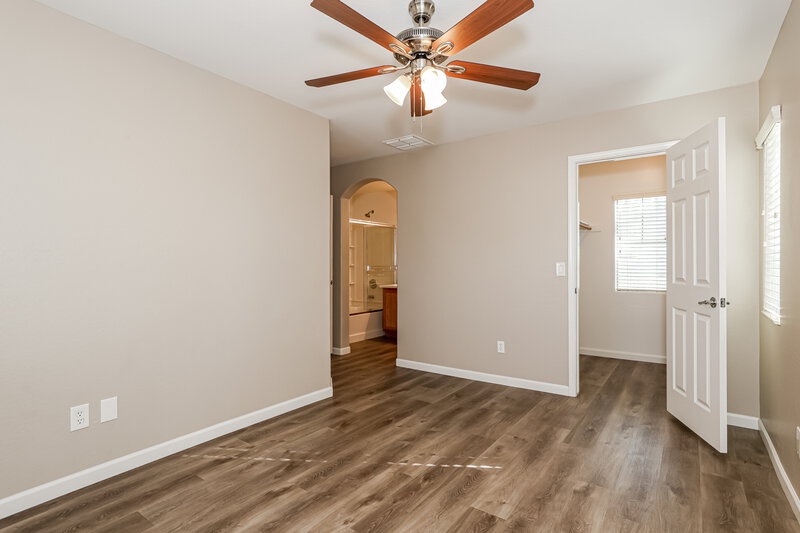 1,800/Mo, 10239 W Via del Sol Peoria, AZ 85383 Main Bedroom View 2