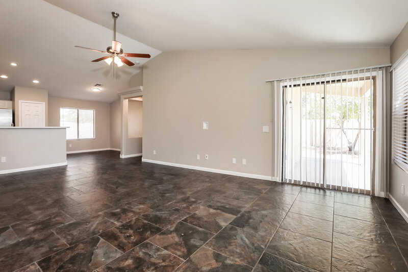 1,940/Mo, 33053 N North Butte Dr Queen Creek, AZ 85142 Living Room View