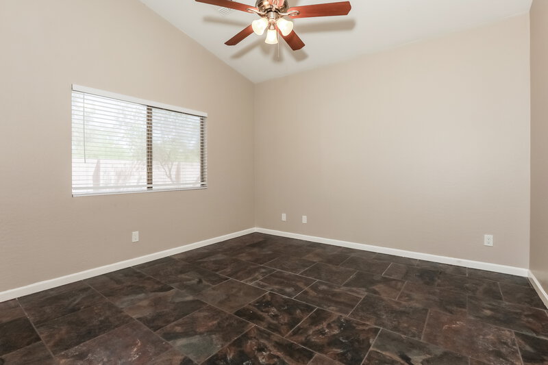1,940/Mo, 33053 N North Butte Dr Queen Creek, AZ 85142 Main Bedroom View