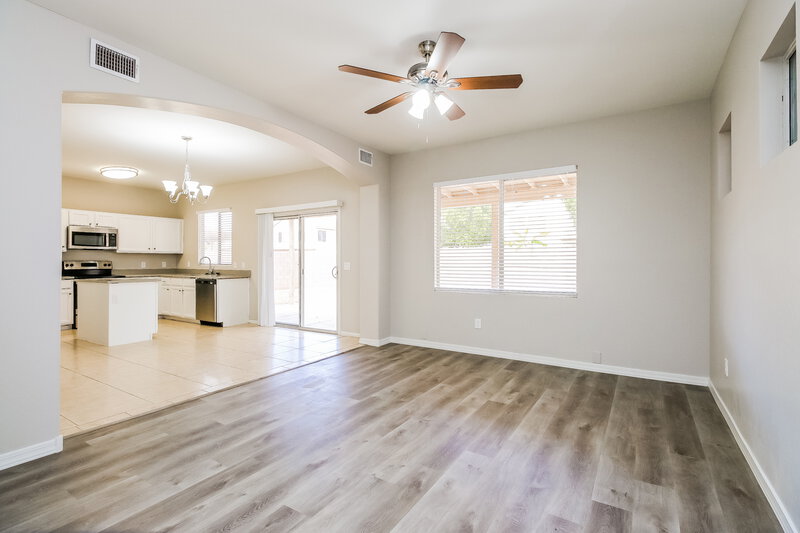 1,890/Mo, 2526 W Ironstone Ave Apache Junction, AZ 85120 Living Room View