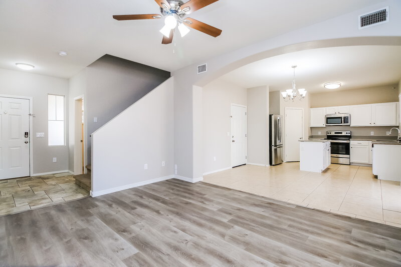 1,890/Mo, 2526 W Ironstone Ave Apache Junction, AZ 85120 Living Room View 2