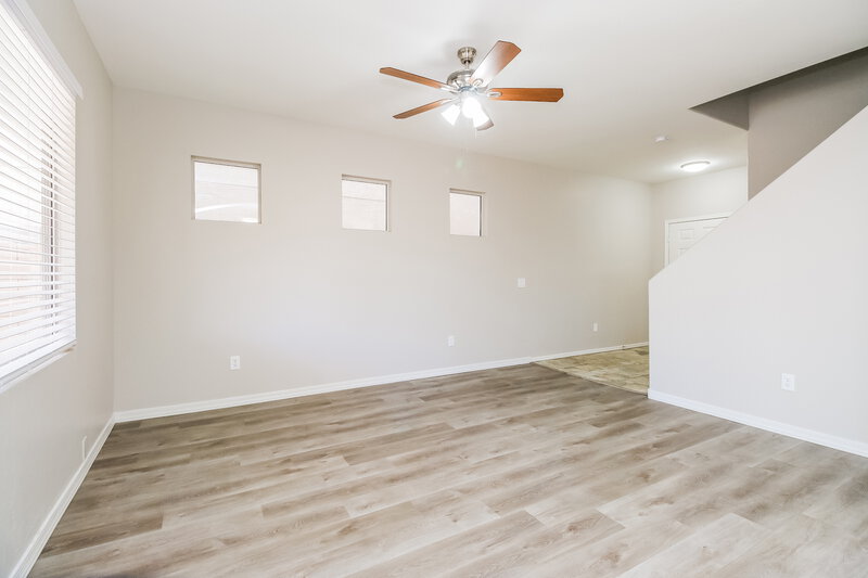 1,890/Mo, 2526 W Ironstone Ave Apache Junction, AZ 85120 Living Room View 3