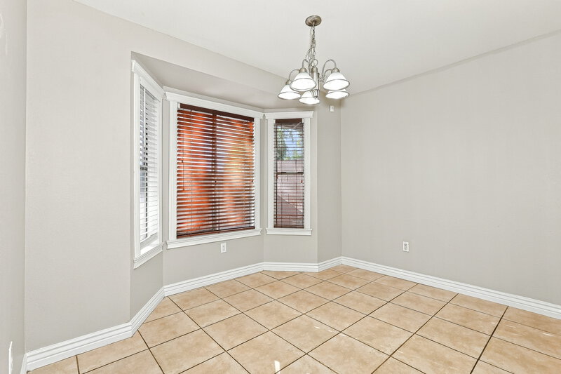 2,165/Mo, 1915 S 39th St Unit 7 Mesa, AZ 85206 Dining Room View