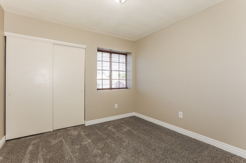 2,200/Mo, 1915 S 39th St Unit 7 Mesa, AZ 85206 Bedroom View
