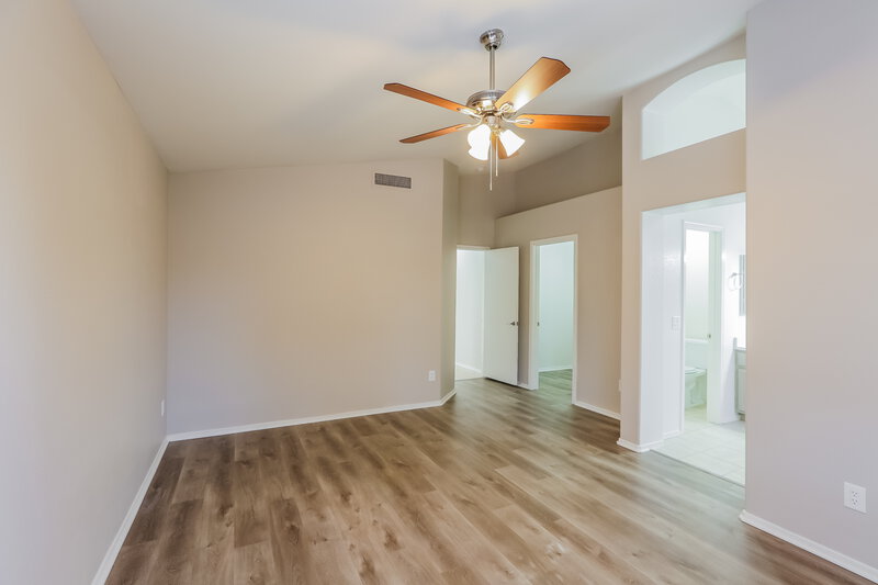 2,560/Mo, 841 S Twelve Oaks Blvd Chandler, AZ 85226 Main Bedroom View 3