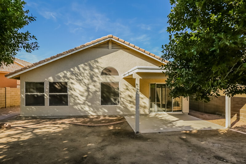 2,560/Mo, 841 S Twelve Oaks Blvd Chandler, AZ 85226 Rear View