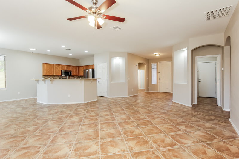 1,965/Mo, 4421 W St Kateri Dr Laveen, AZ 85339 Living Room View 2