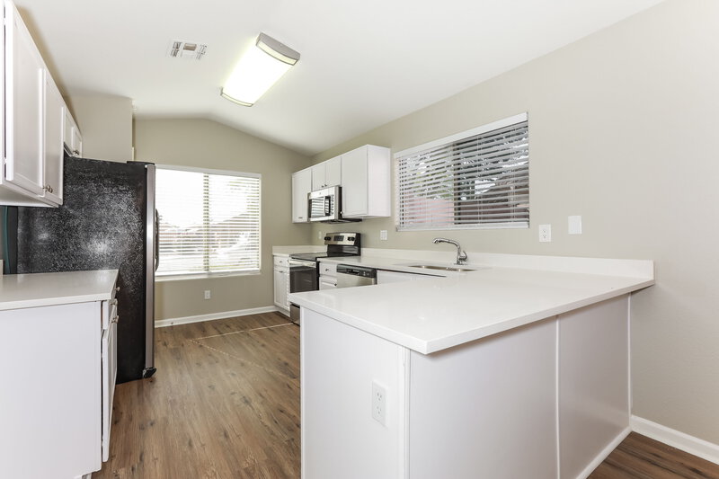 2,000/Mo, 10264 E Crescent Ave Mesa, AZ 85208 Kitchen View