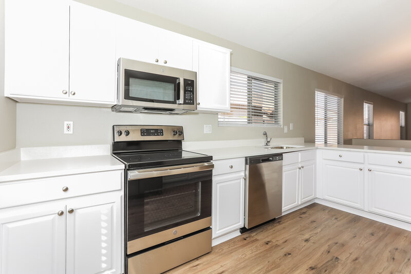 2,000/Mo, 10264 E Crescent Ave Mesa, AZ 85208 Kitchen View 2