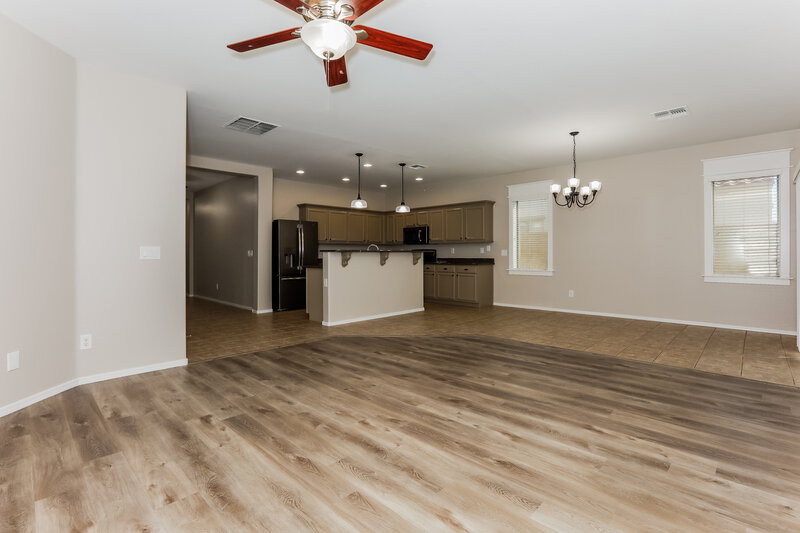 2,485/Mo, 3715 E Vallejo Dr Gilbert, AZ 85298 Living Room View 2