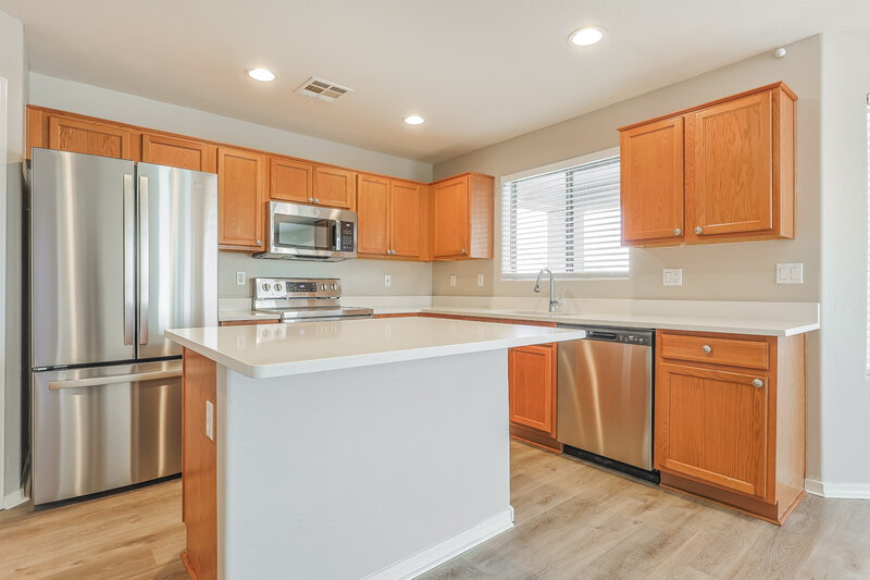2,440/Mo, 3790 W South Butte Rd San Tan Valley, AZ 85142 Kitchen View