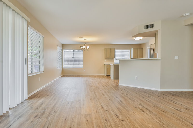 2,770/Mo, 942 E Whitten St Chandler, AZ 85225 Living Room View 3