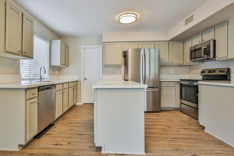 2,770/Mo, 942 E Whitten St Chandler, AZ 85225 Kitchen View