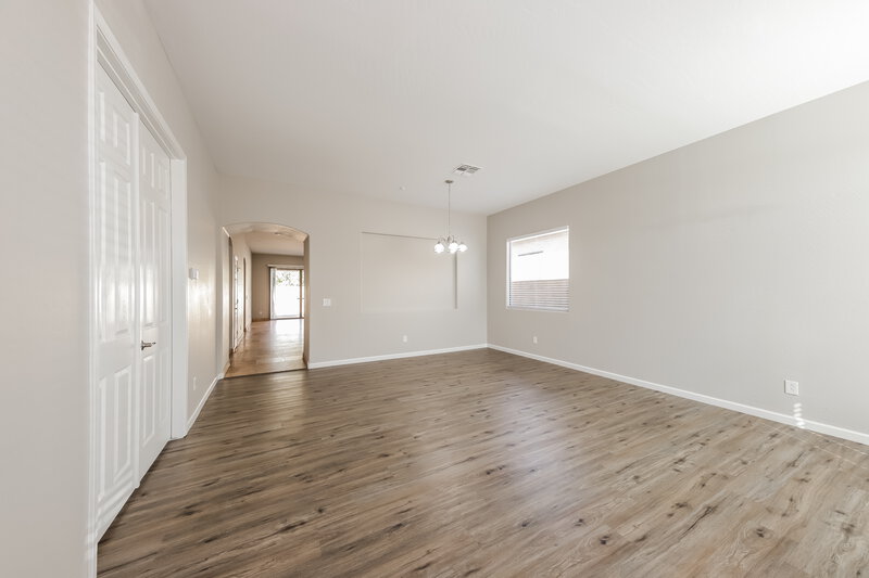 2,205/Mo, 10416 W Carlota Ln Peoria, AZ 85383 Living Room View
