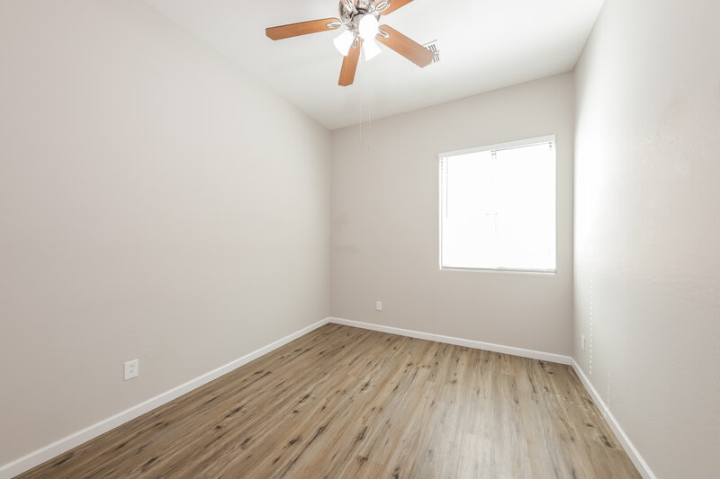 2,205/Mo, 10416 W Carlota Ln Peoria, AZ 85383 Bedroom View 2