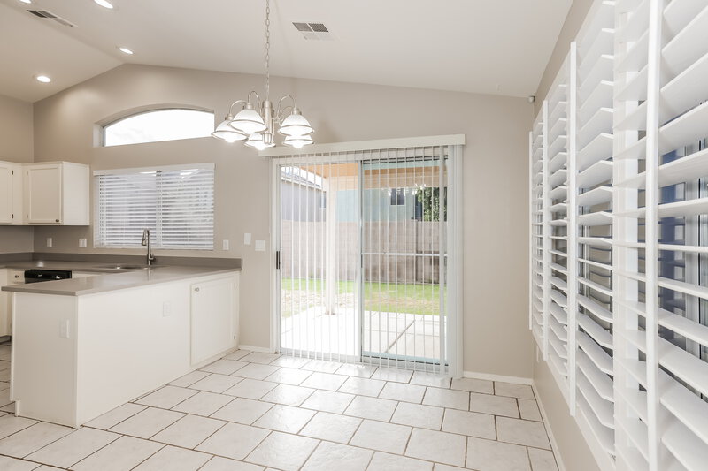 2,030/Mo, 115 W Runion Dr Phoenix, AZ 85027 Dining Room View