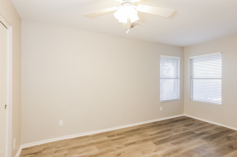 2,030/Mo, 115 W Runion Dr Phoenix, AZ 85027 Bedroom View 2