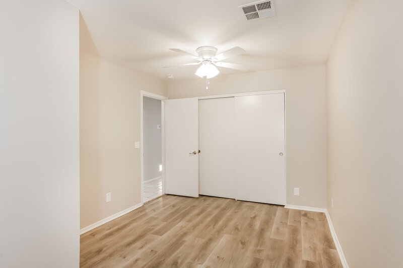 2,030/Mo, 115 W Runion Dr Phoenix, AZ 85027 Bedroom View 3