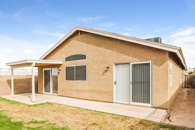 2,030/Mo, 115 W Runion Dr Phoenix, AZ 85027 Rear View 2