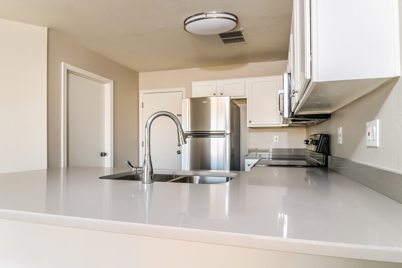 2,390/Mo, 11124 E Abilene Ave Mesa, AZ 85208 Kitchen View