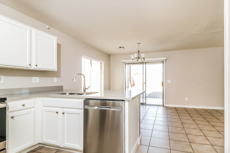 2,390/Mo, 11124 E Abilene Ave Mesa, AZ 85208 Kitchen View 2