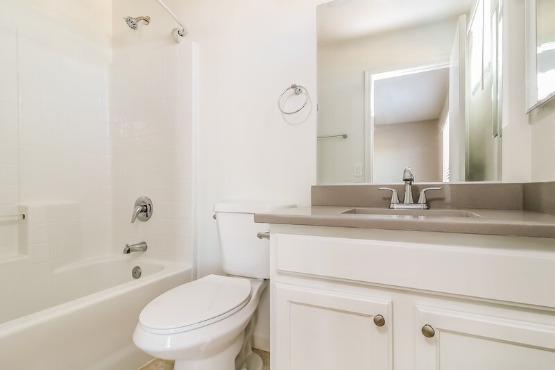 2,390/Mo, 11124 E Abilene Ave Mesa, AZ 85208 Main Bathroom View