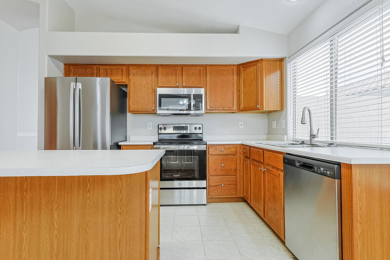 2,080/Mo, 9339 E Posada Ave Mesa, AZ 85212 Kitchen View