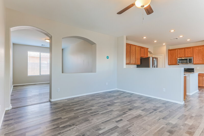 2,030/Mo, 46186 W Holly Dr Maricopa, AZ 85139 Living Room View
