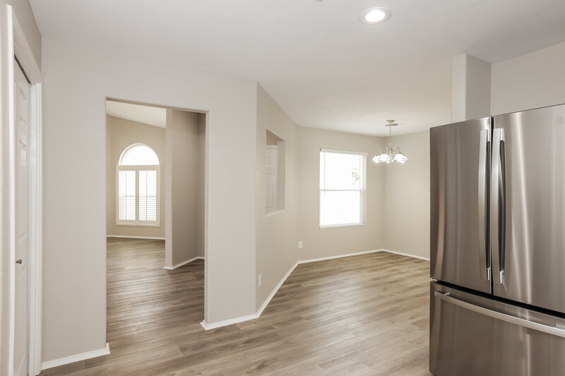2,895/Mo, 11770 N 112th St Scottsdale, AZ 85259 Kitchen View