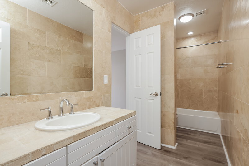 2,895/Mo, 11770 N 112th St Scottsdale, AZ 85259 Bathroom View