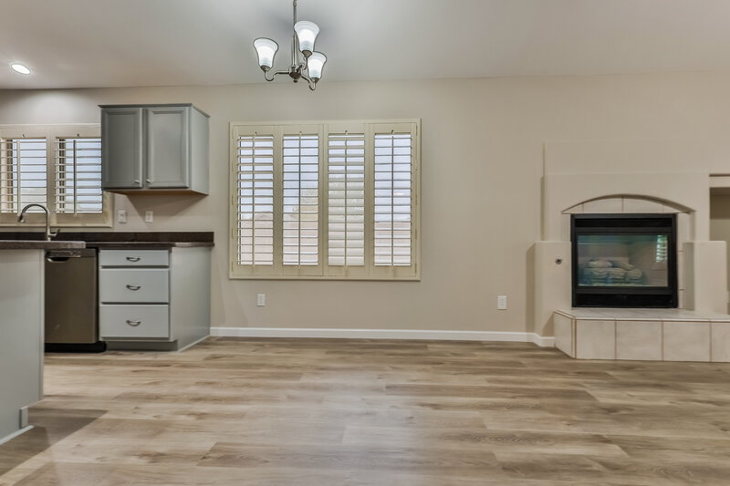 2,750/Mo, 4304 E Rowel Rd Phoenix, AZ 85050 Breakfast Nook View