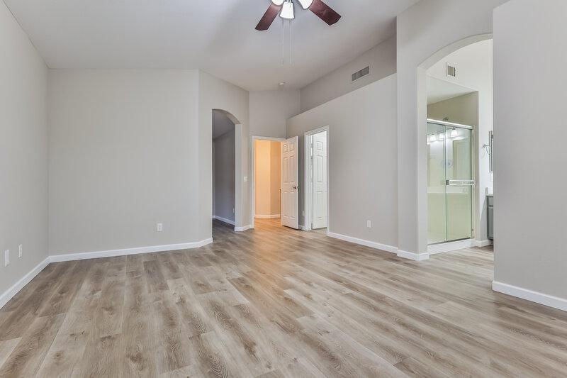 2,750/Mo, 4304 E Rowel Rd Phoenix, AZ 85050 Main Bedroom View 2