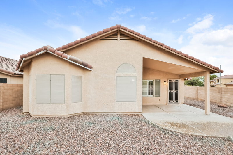 2,750/Mo, 4304 E Rowel Rd Phoenix, AZ 85050 Rear View